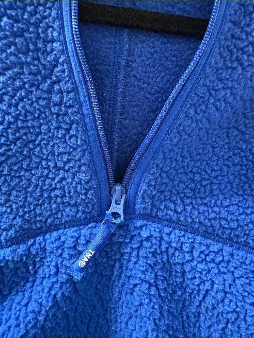Aritzia TNA Polartec® Thermal Pro® 1/2 Zip Hi-hip Hoodie - Picture 9 of 12